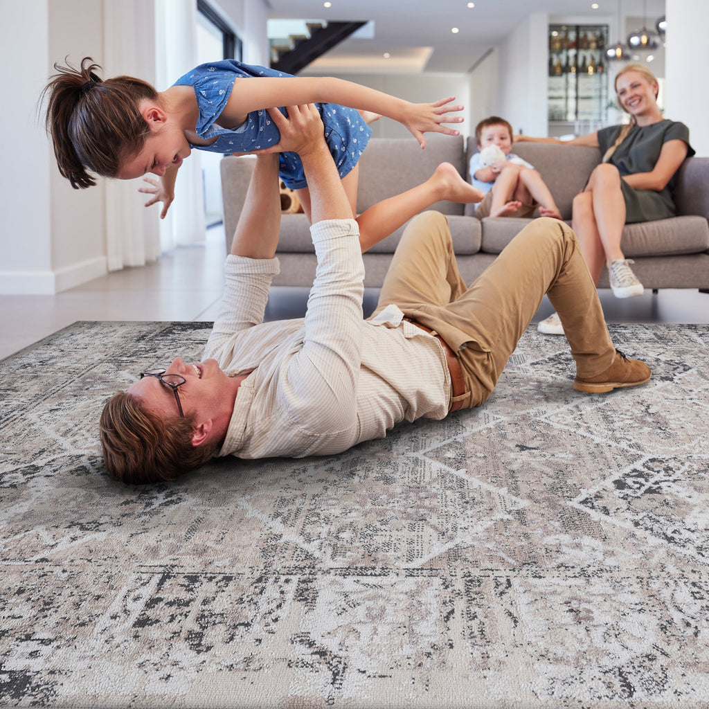 NAAR PAYAS Collection 8X10 Cream / Anthracite / Traditional Area Rug