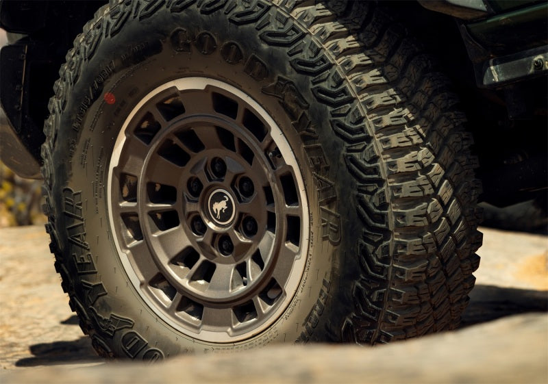 Ford Racing 21-23 Bronco 17x8.5 Wheel Kit - Sinister Bronze M-1007K-P1785BRN