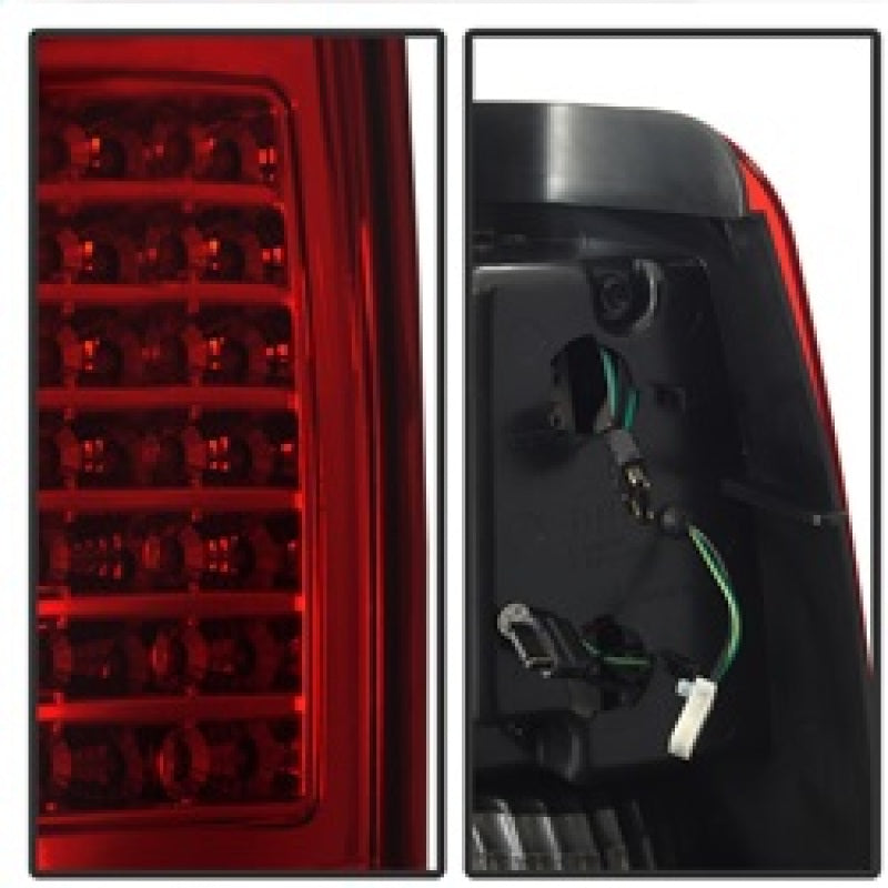 SPYDER xTune 03-06 Chevrolet Silverado 1500/2500HD LED Tail Lights - Red Clear (ALT-JH-CSIL03-CS-RC) 9037665