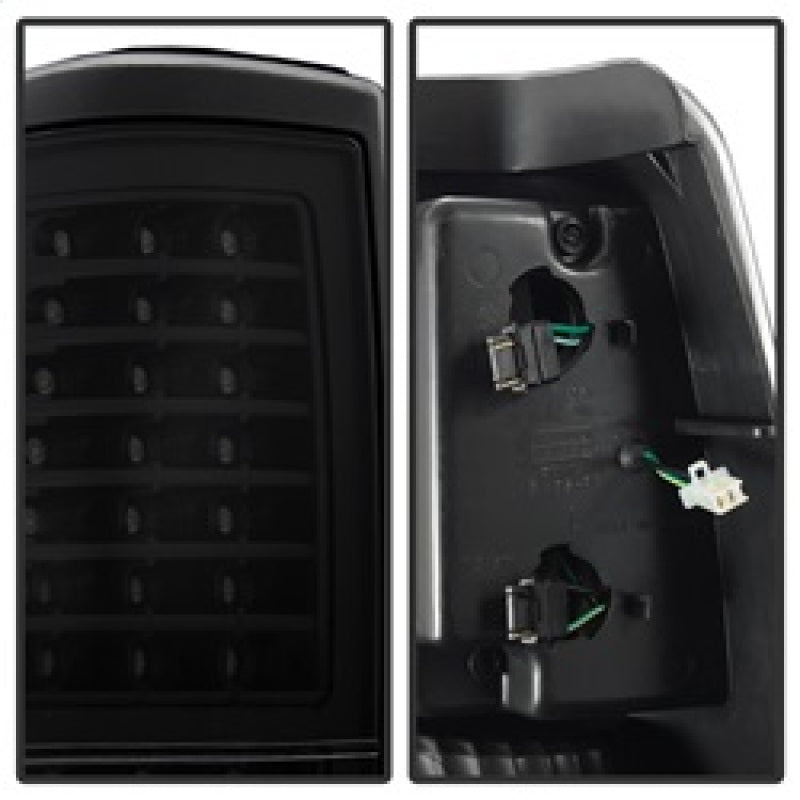 SPYDER xTune 03-06 Chevrolet Silverado 1500 LED Tail Lights - Black (ALT-JH-CSIL03-LED-BK) 9037634