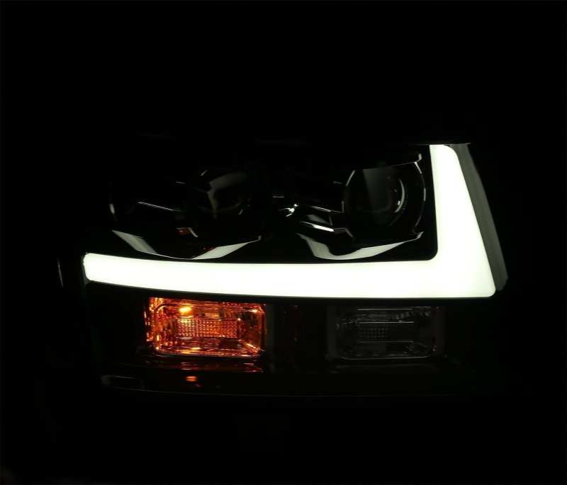 AlphaRex 07-14 Chevrolet Tahoe/Suburban LUXX-Series LED Projector headlights Black w/ DRL/Sequential 880295 *Discontinued
