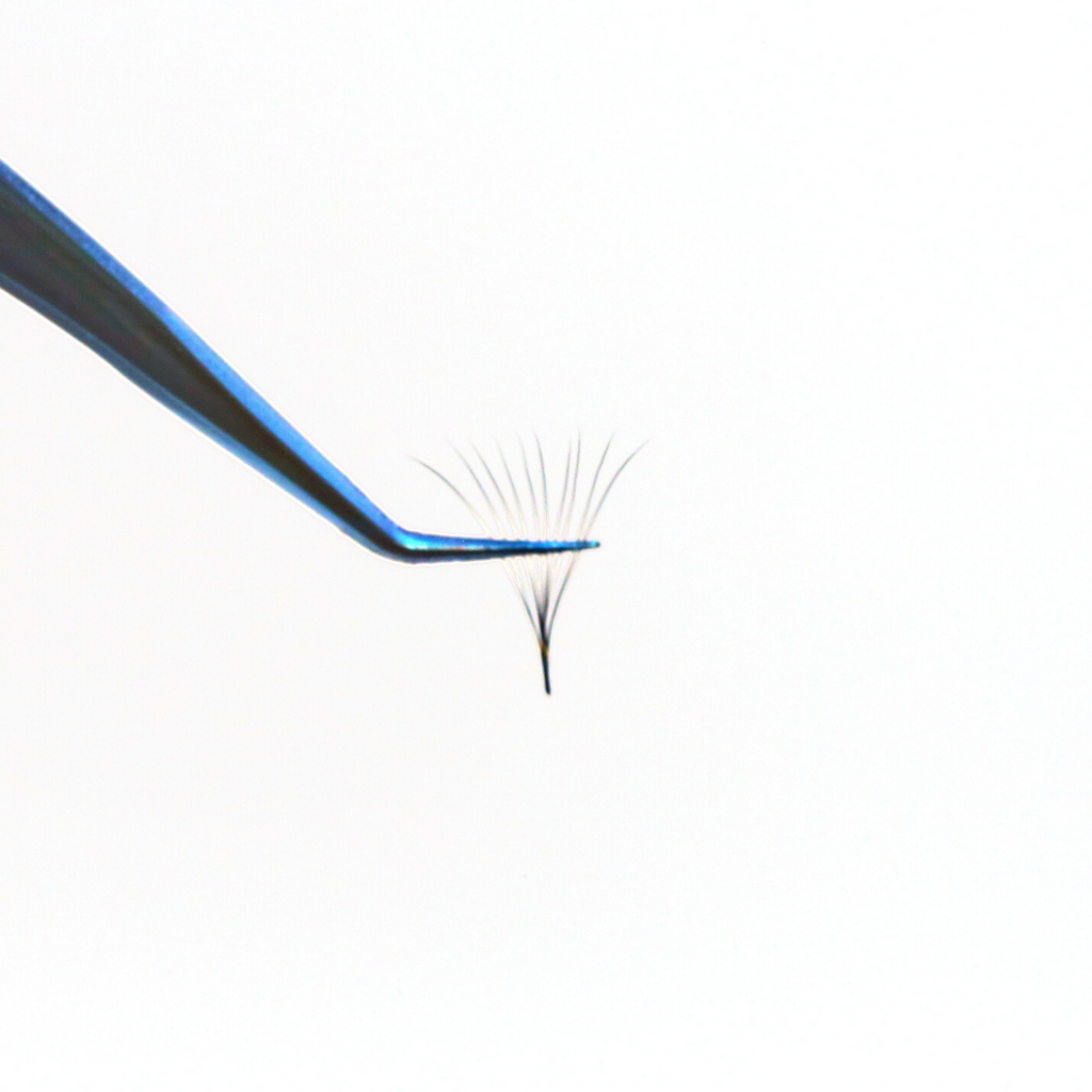 10D, .05, Handmade Loose Fans (1500/6 Length Mix)