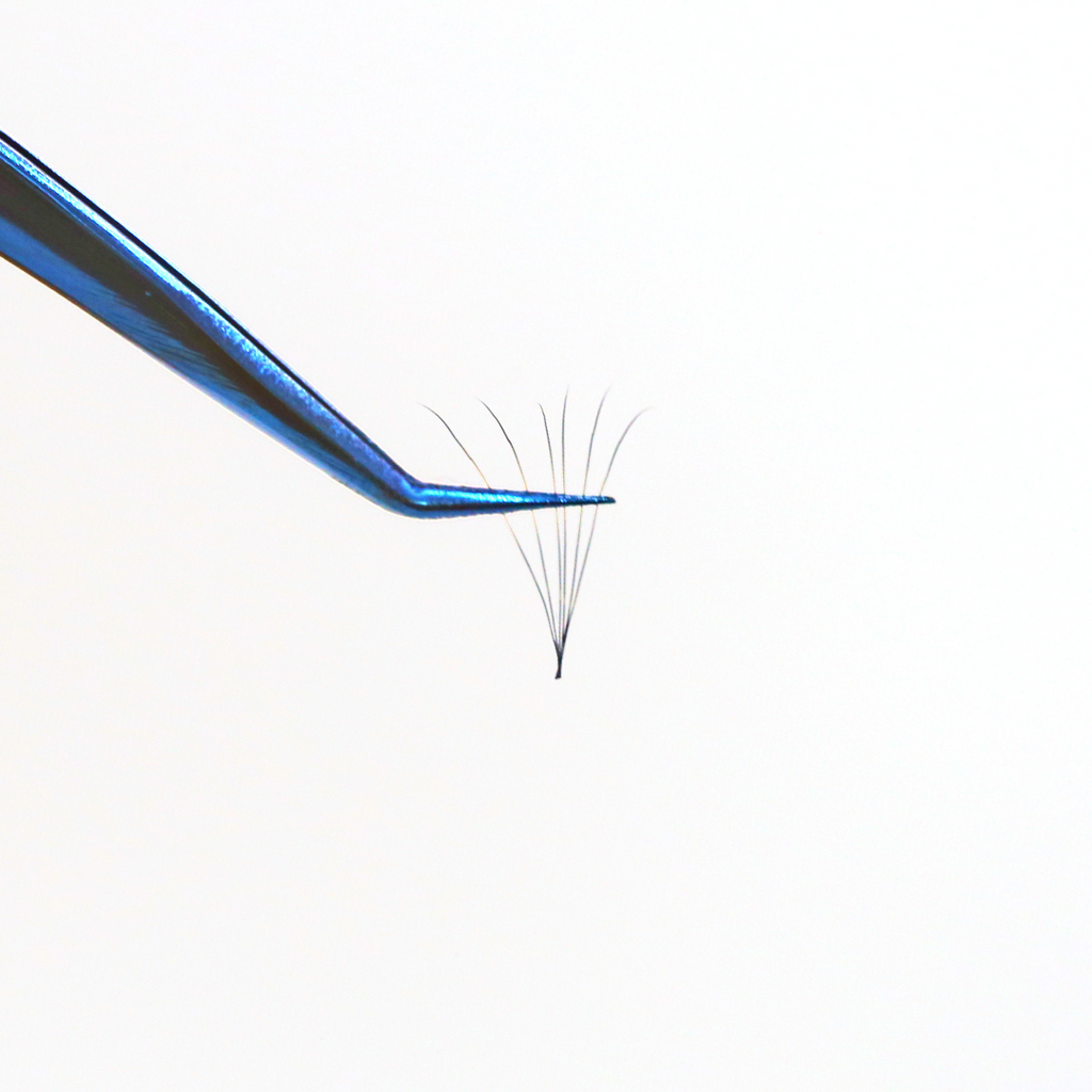 6D, .07, Handmade Loose Fans (750/3 Length Mix)