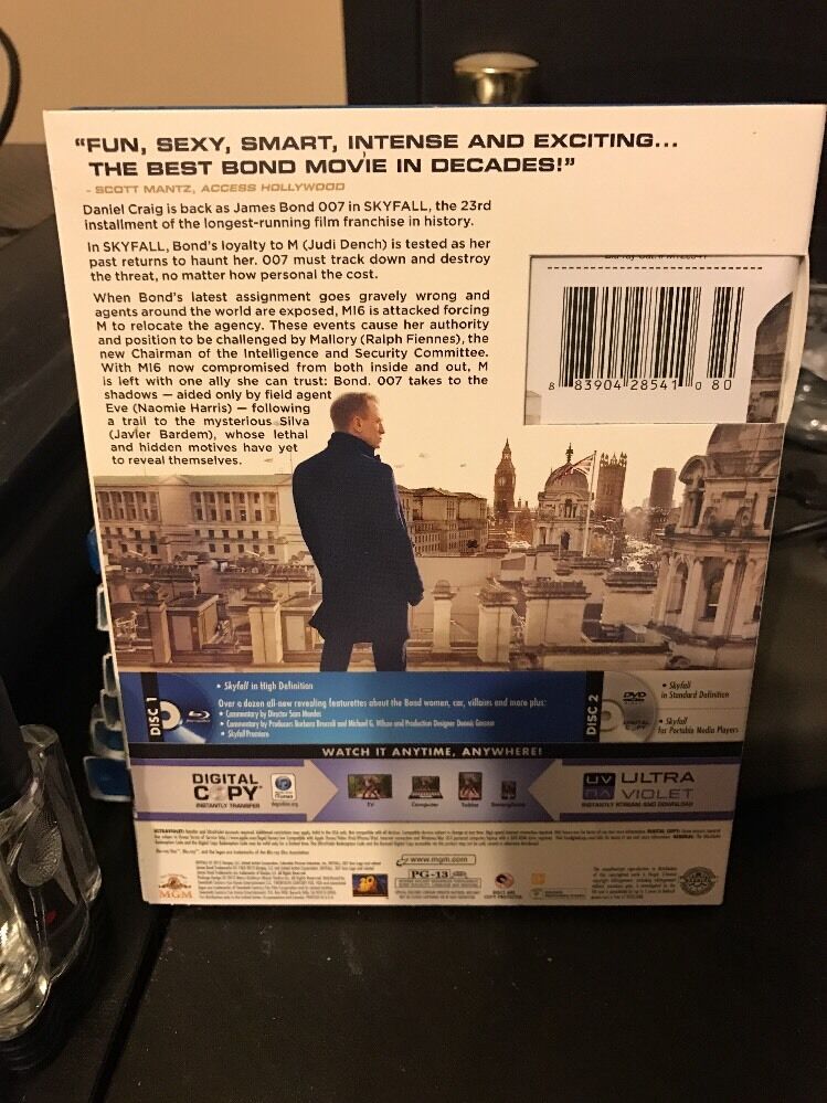 Skyfall Blu-ray/DVD, 2013 No Digital Copy James Bond 007
