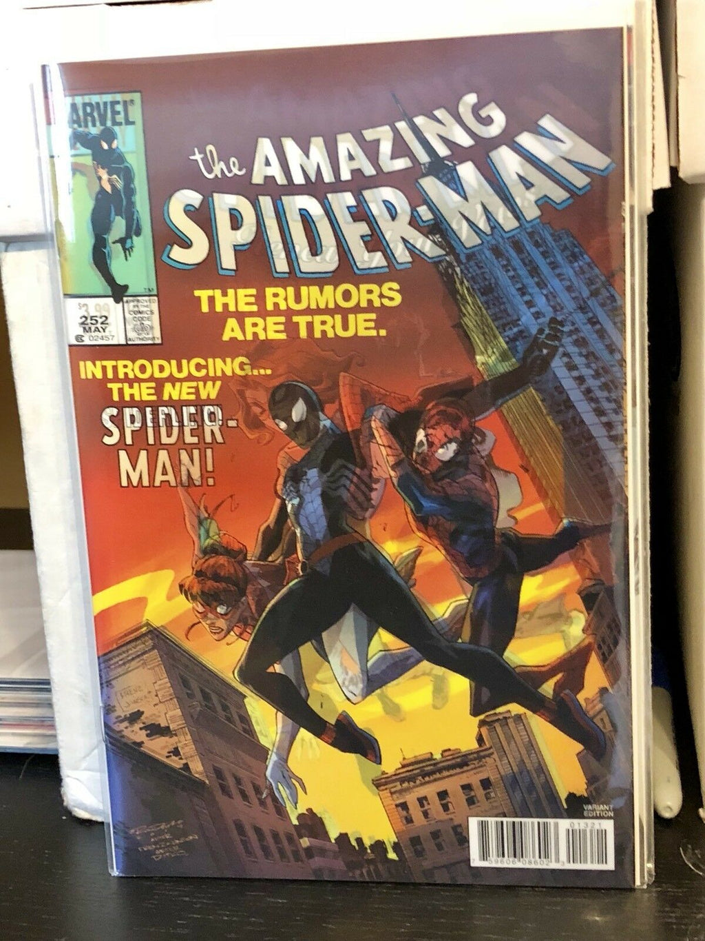 Amazing Spider-Man Renew Your Vows #13 Cover A & Lenticular Swipe #252