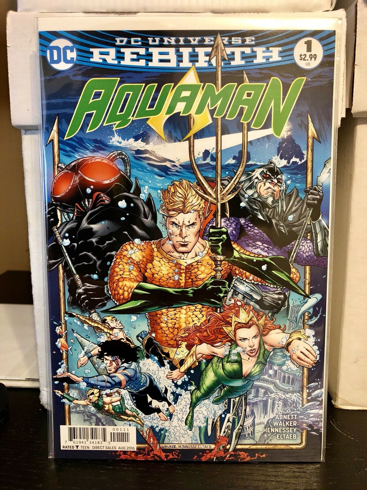 Aquaman #1 Andrew Hennessy Cover DC Rebirth Comic Book First Print NM