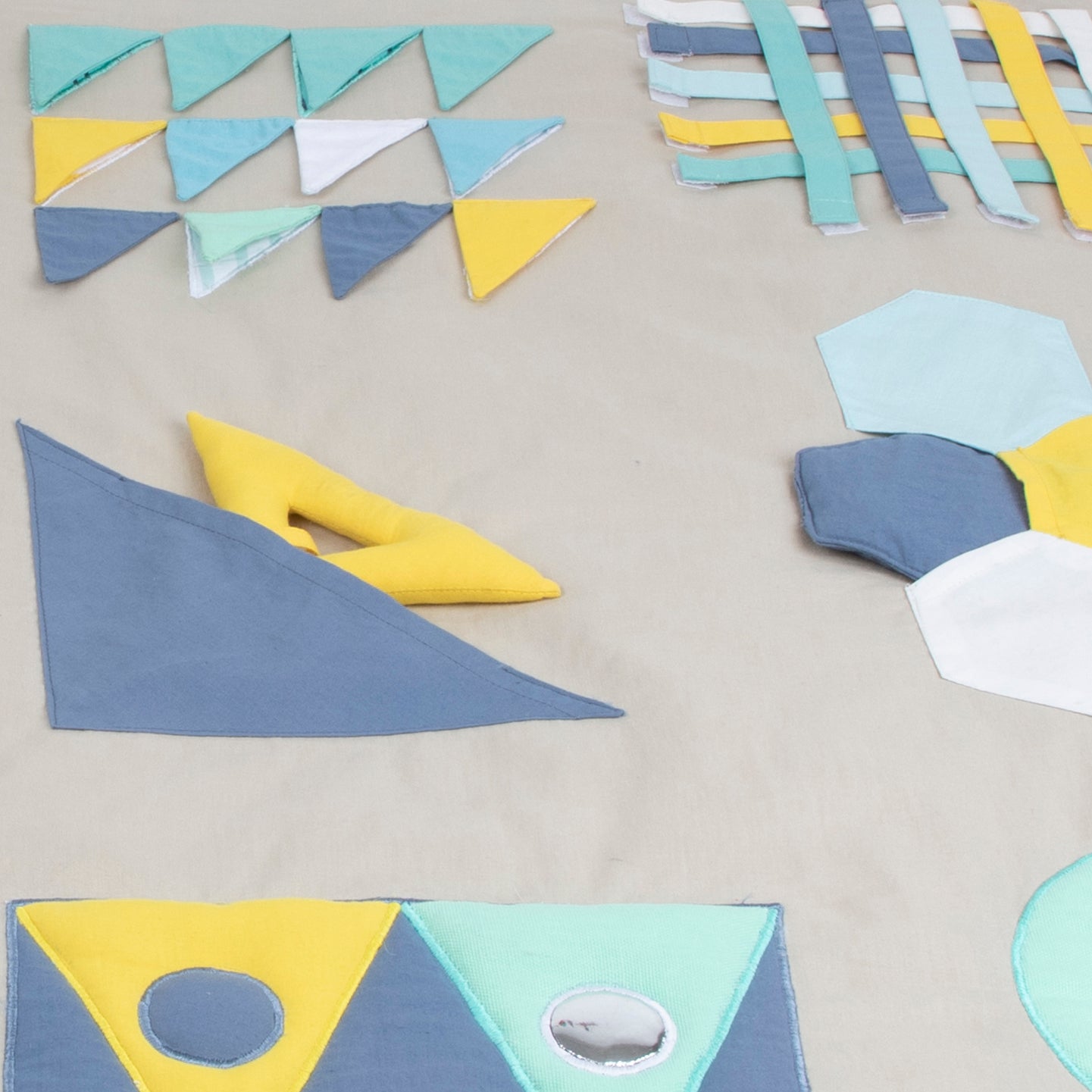 Role Play Kids - Neo Geometric  baby play mat.