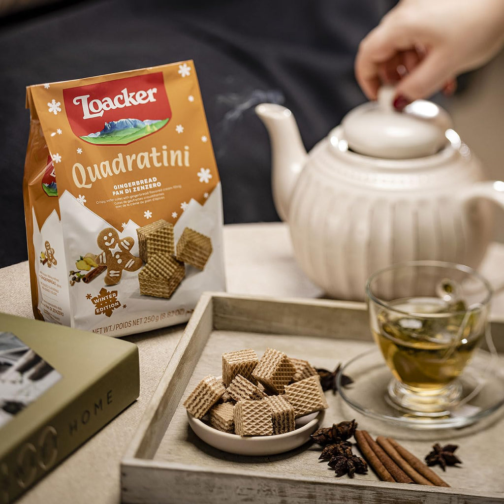 Loacker Quadratini Gingerbread Bite-Size Wafer Cookies, Case of 6, 8.82 Ounce Bags