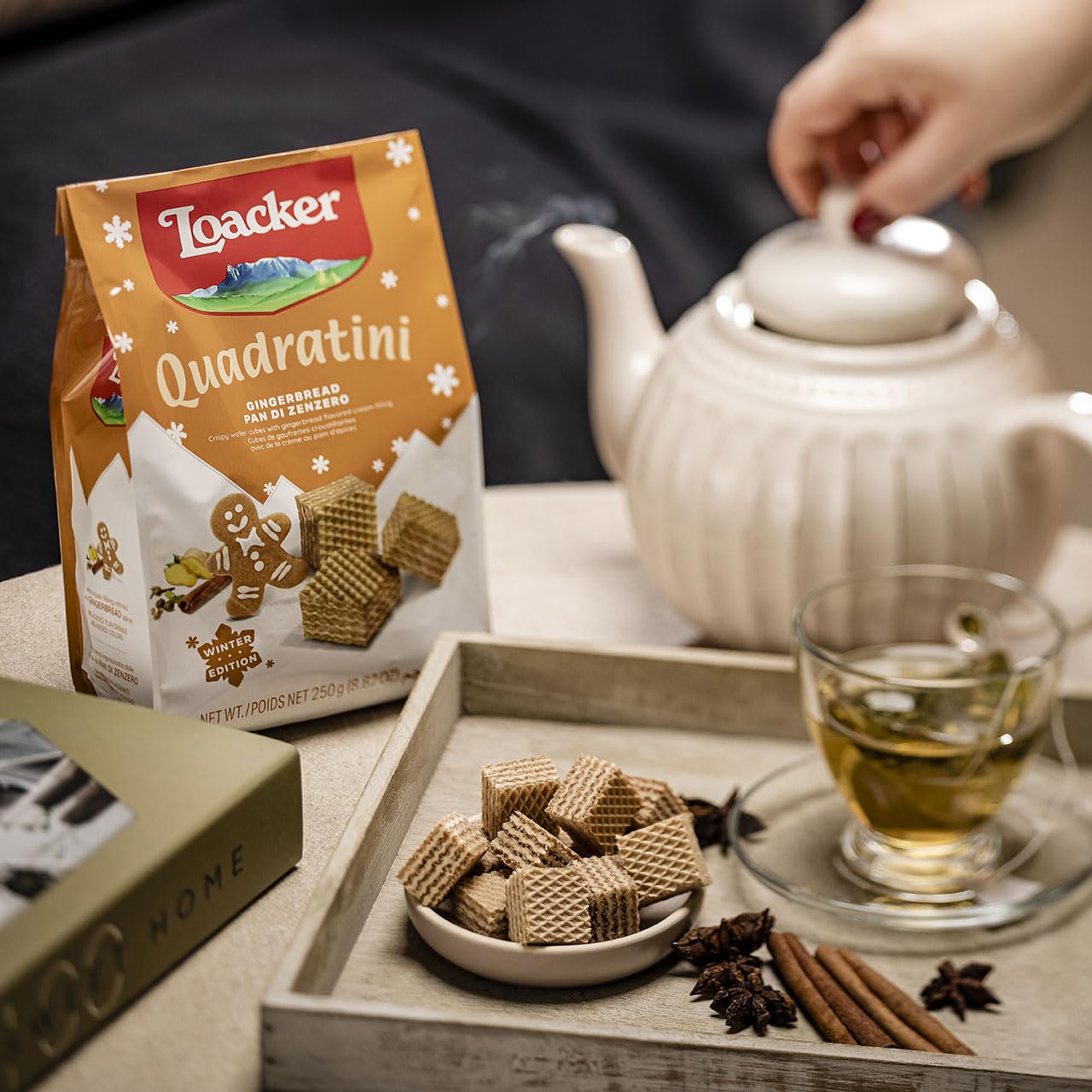 Loacker Quadratini Gingerbread Bite-Size Wafer Cookies, Case of 6, 8.82 Ounce Bags