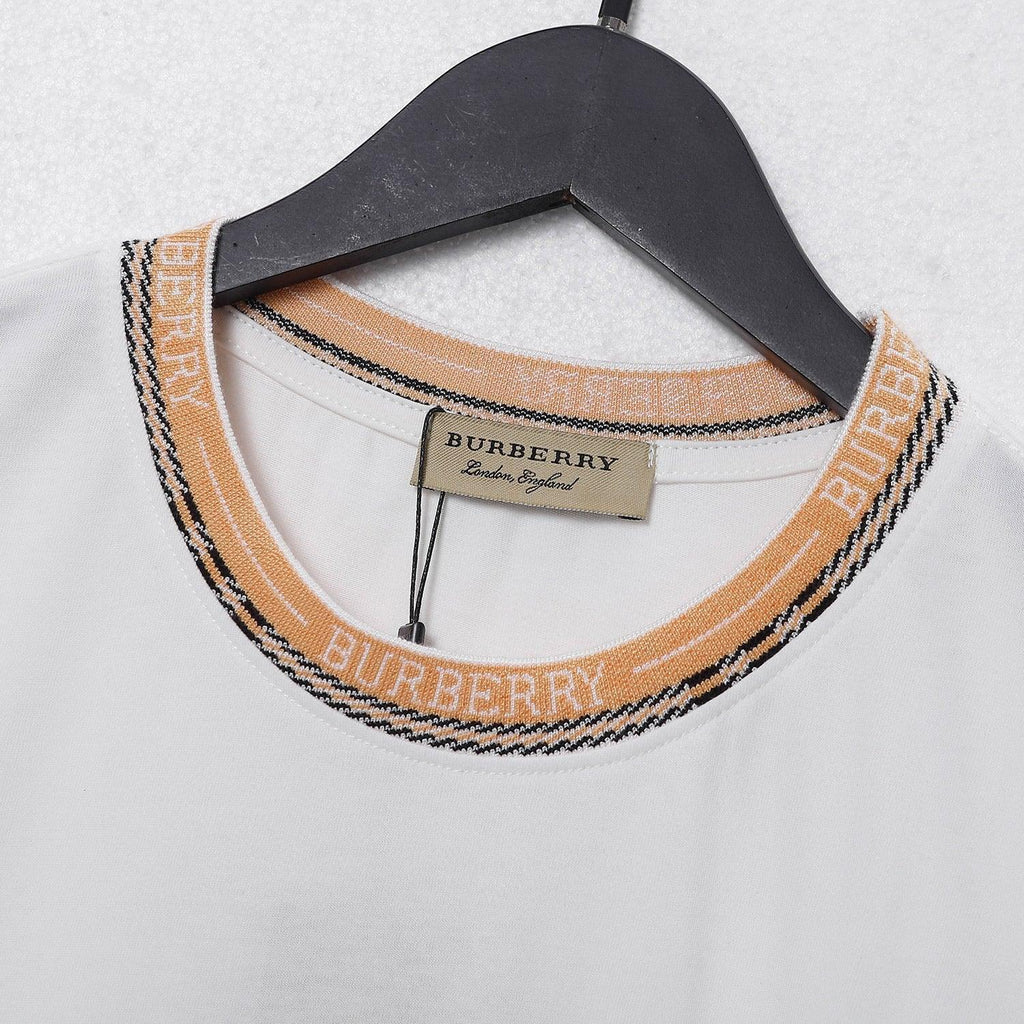 Burberry T-Shirt Without Collar 'White & Beige'
