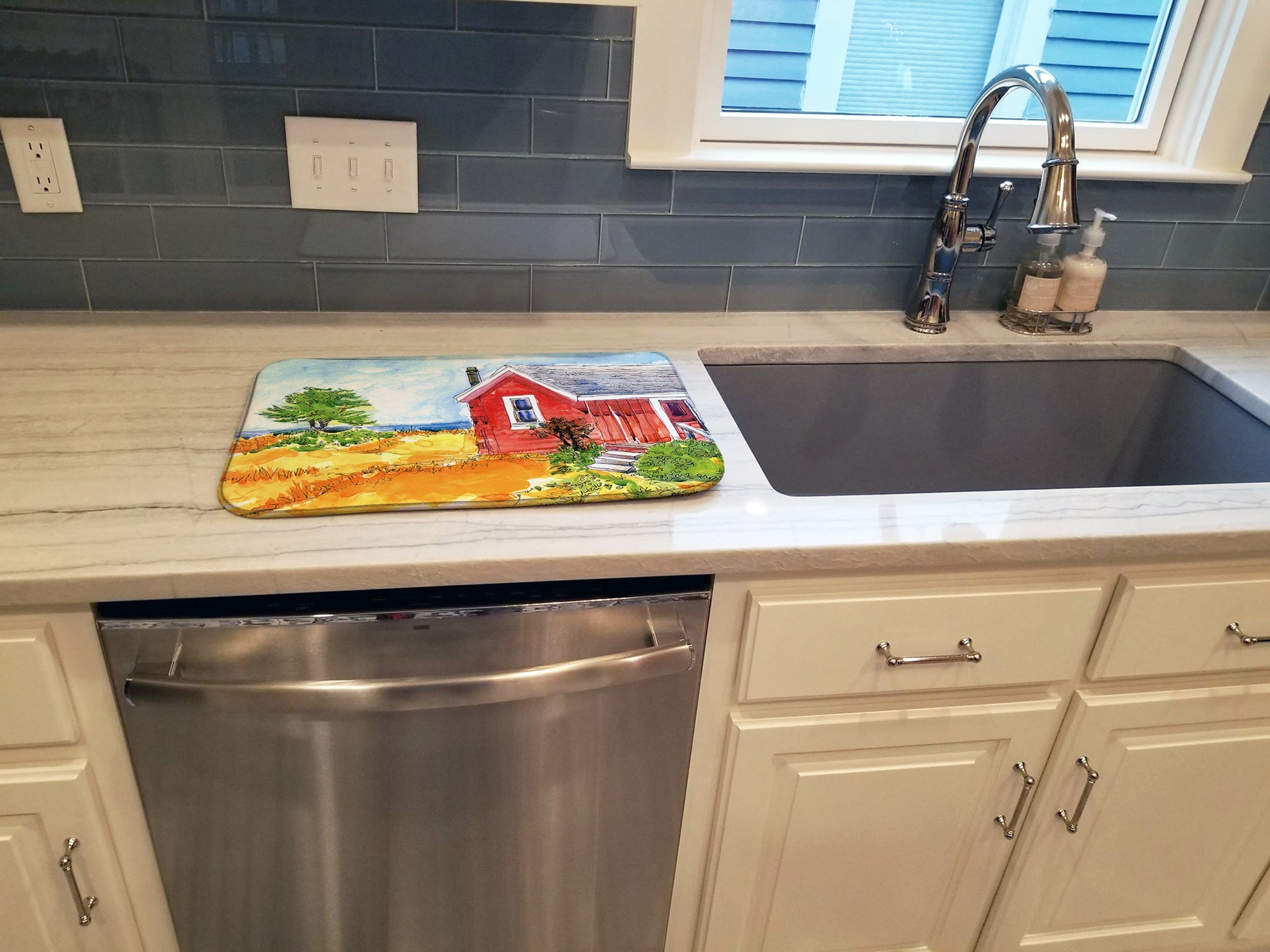 Old Red Cottage House at the lake or Beach Dish Drying Mat Absorbent Dish Drying Mat Pad for Kitchen Counter Dish Drainer Mat for Countertop, 14 x 21", Multicolor