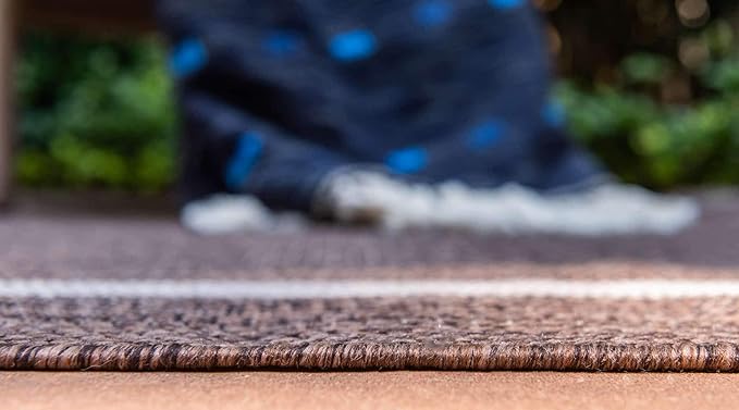 Unique Loom Outdoor Border Collection Area Rug - Soft Border (2'x 6' 1" Runner, Brown/ Ivory)