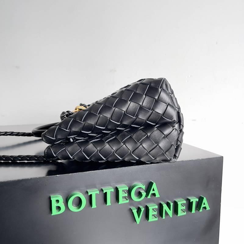 Bottega Veneta Bottega Veneta Andiamo East/West Small Tote Bag