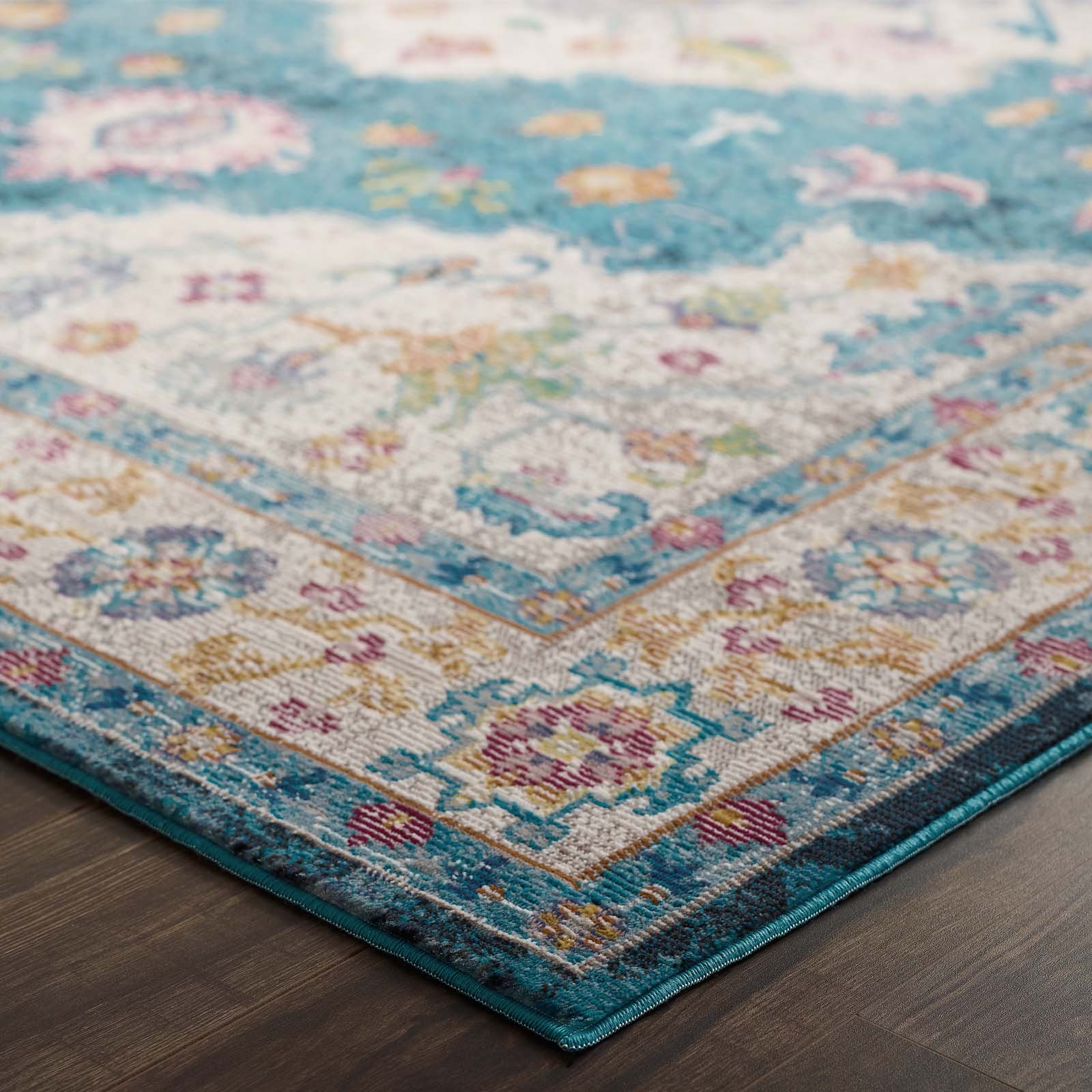 Success Anisah Distressed Floral Vintage Medallion 8x10 Area Rug by Modway