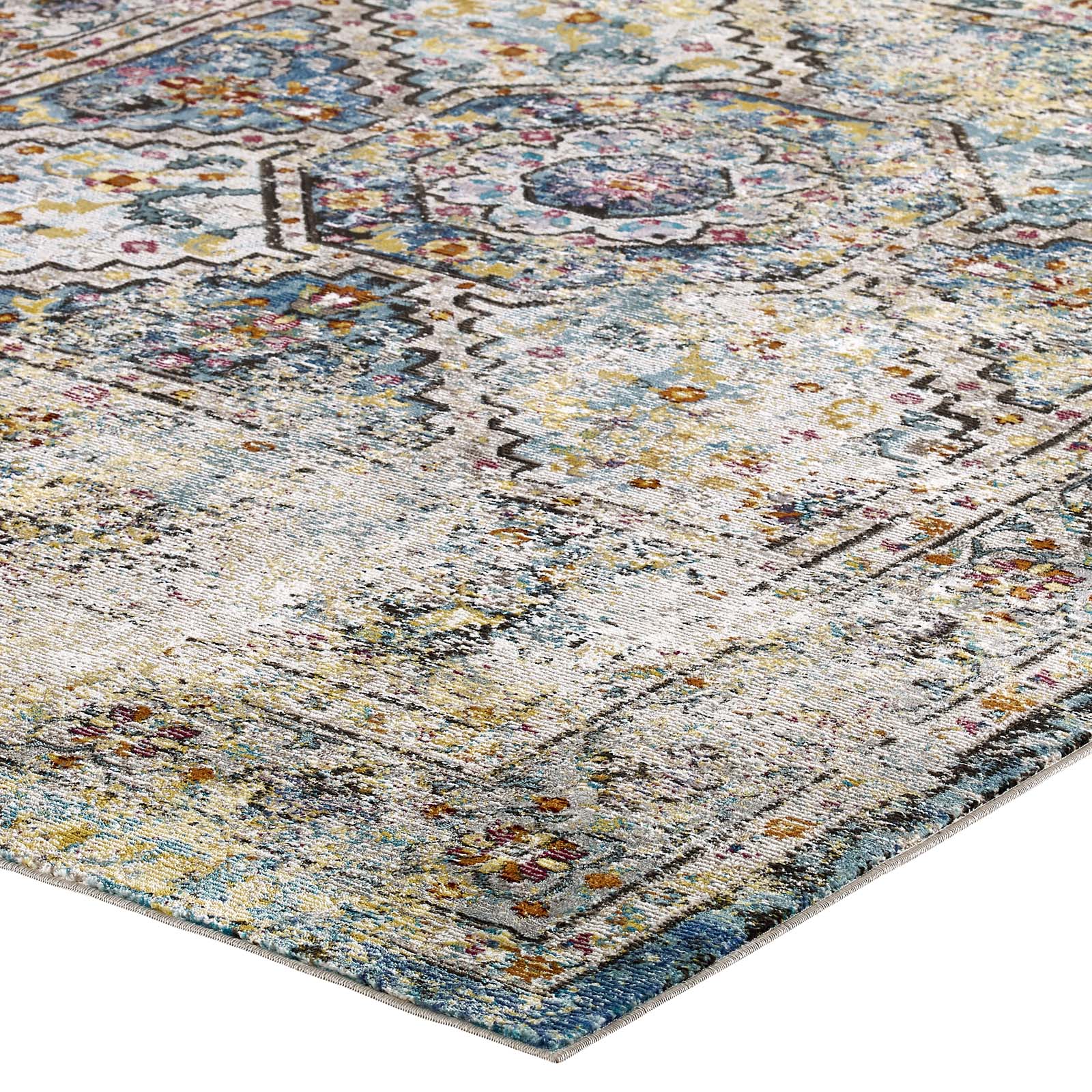 Success Jacinda Distressed Vintage Floral Vintage Medallion 5x8 Area Rug by Modway