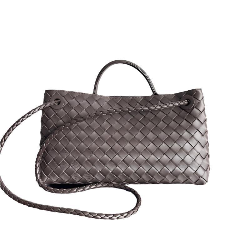 Bottega Veneta Bottega Veneta Andiamo East/West Small Tote Bag