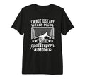 Im Soccer Goalkeeper Mom Soccer Goalie T-Shirt - Trendy Graphic Men Women