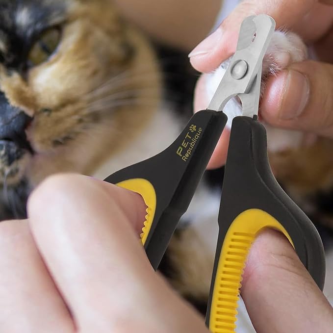 Cat Nail Clippers by Pet Republique – Professional Stainless-Steel Nail Clipper for Cats, Kittens, Hamster, Rabbits, Birds, & Small Breed Animals Claw Trimmer