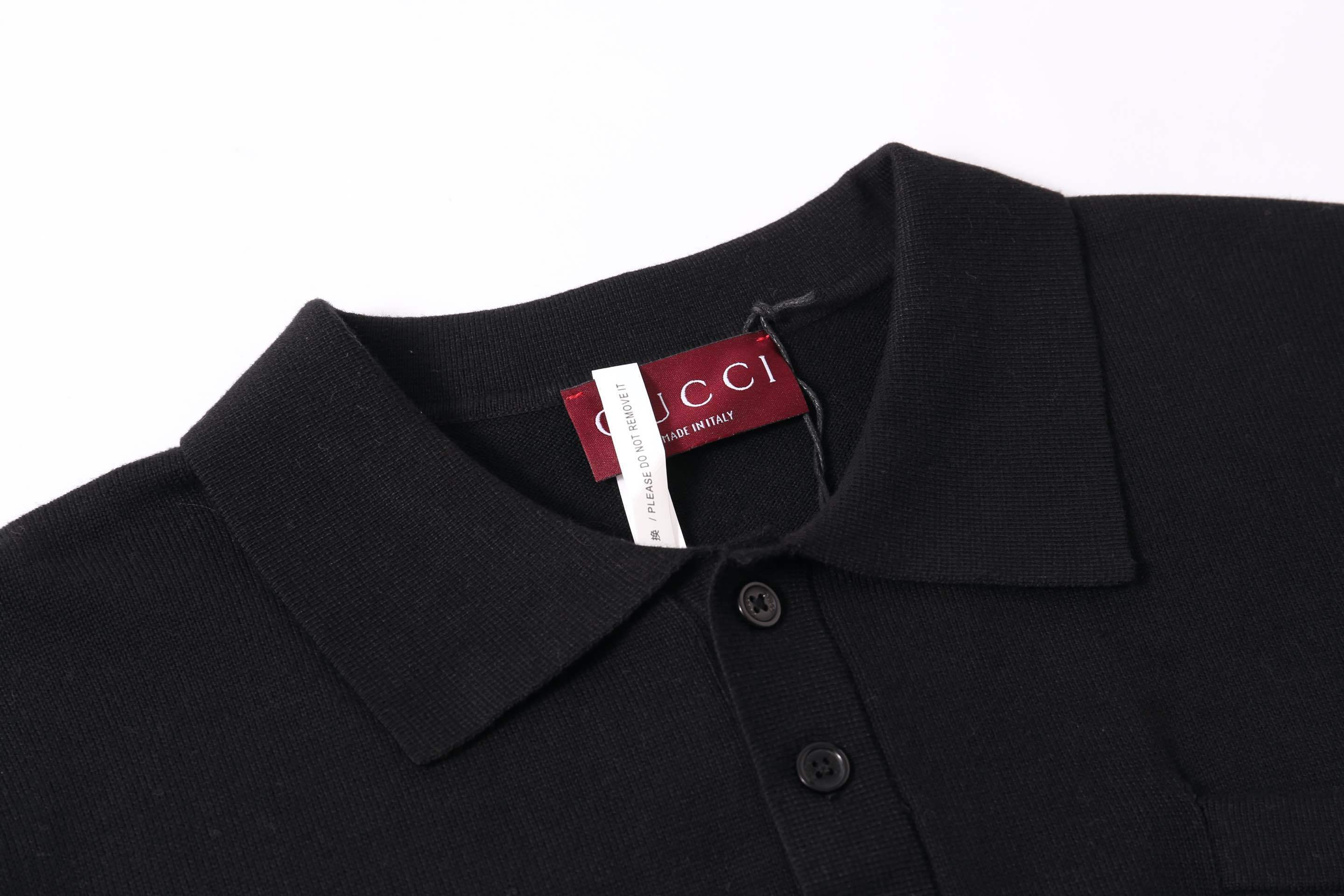 Gucci T-shirt with a collar