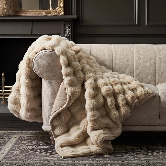 EVERGRACE Ultra Soft Luxury Fluffy Ridgeline Faux Rabbit Fur Throw Blanket, Thick Warm Bubble Throw for Bed, Cozy Plush Reversible Blankets for Couch, Chair, Sofa, Cream, 60x80 Inches, 870 GSM