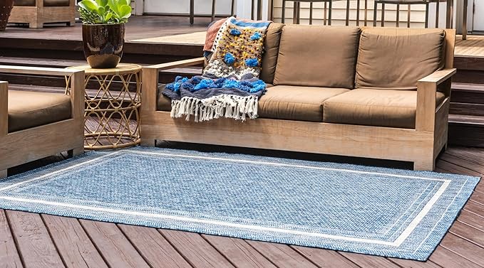 Unique Loom Outdoor Border Collection Area Rug - Soft Border (8' x 11' 4" Rectangle, Blue/ Ivory)