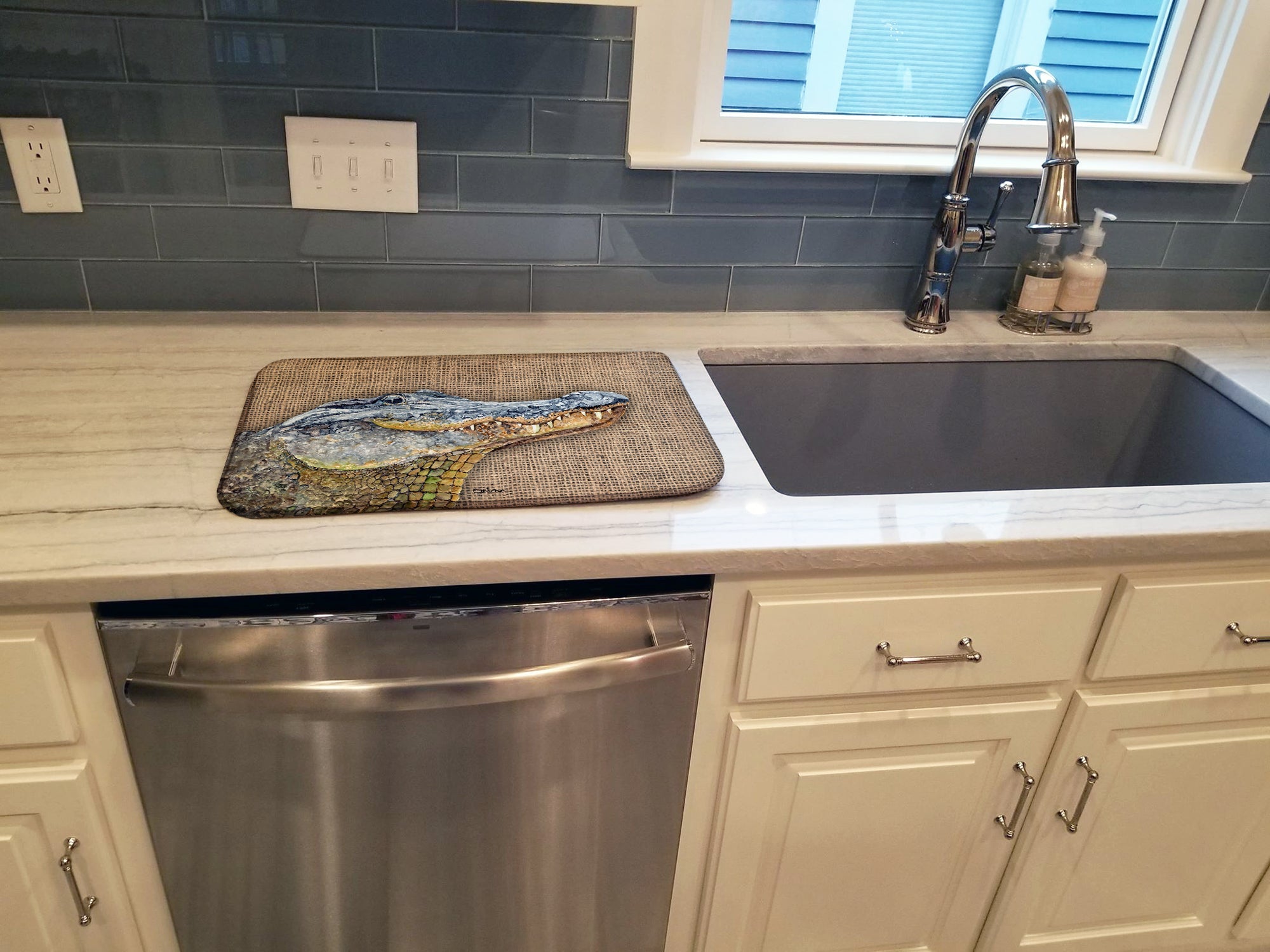 Alligator Dish Drying Mat Absorbent Dish Drying Mat Pad for Kitchen Counter Dish Drainer Mat for Countertop, 14 x 21", Multicolor