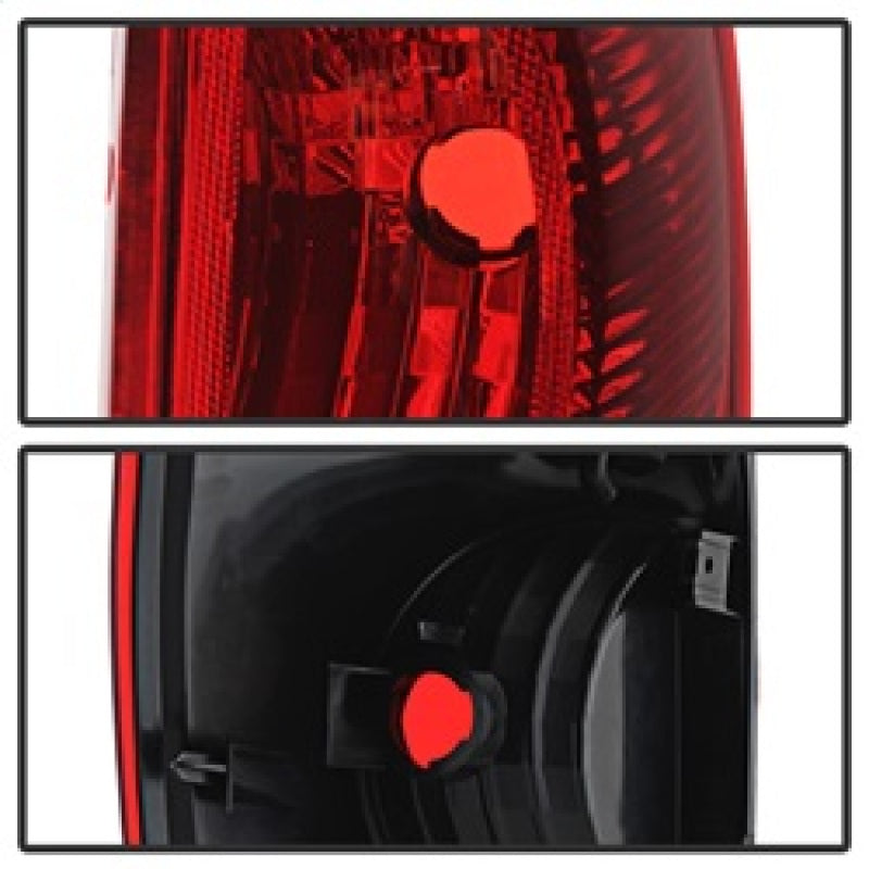 SPYDER Xtune Chevy Avalanche 02-06 Passenger Side Tail Lights - OEM Right ALT-JH-CAVA02-OE-R 9030895