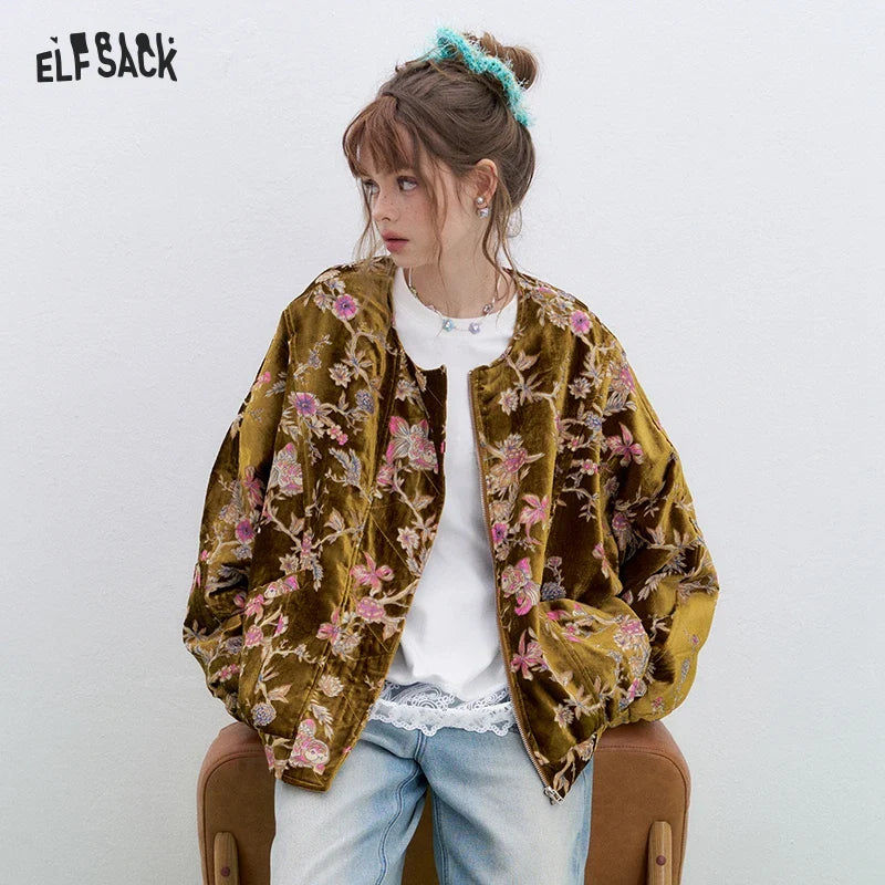ELFSACK 2025 Gold Velvet Jacket Women's Winter Short Coat, Embroidered Goldfish Chinese Style Vintage Loose Padded Jacket