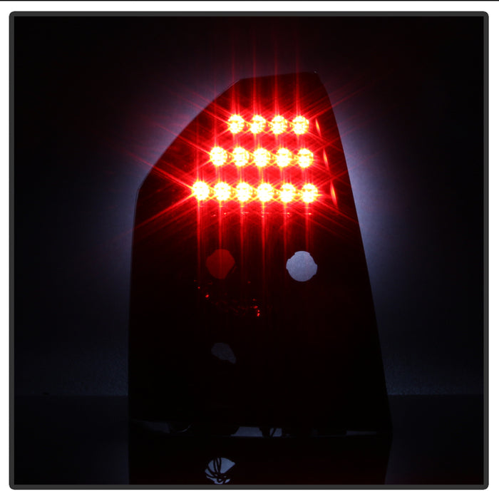 SPYDER xTune 05-07 Chrysler 300C LED Tail Lights - Black Smoke (ALT-JH-C300C05-LED-BSM) 9036897