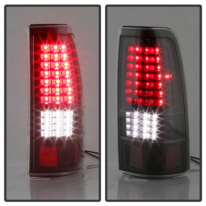 SPYDER xTune 03-06 Chevrolet Silverado 1500 LED Tail Lights - Black (ALT-JH-CSIL03-LED-BK) 9037634