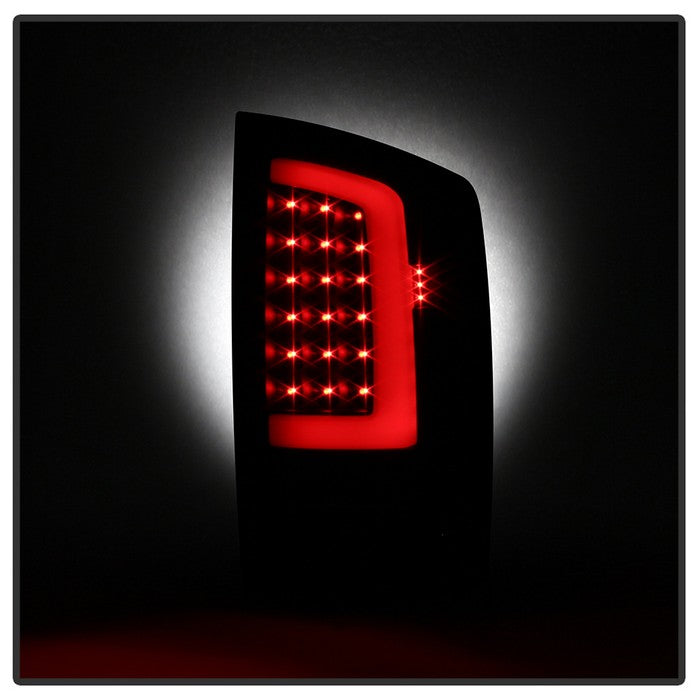 SPYDER xTune 02-06 Dodge Ram 1500 Light Bar LED Tail Light - Black Smoke (ALT-ON-DRAM02V3-LBLED-BSM) 9040269