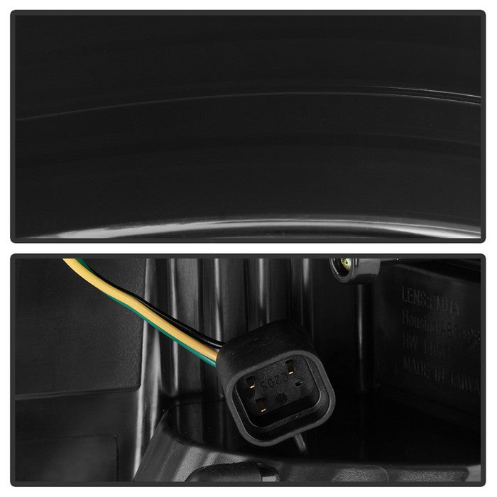 SPYDER xTune 13-18 Dodge Ram 1500 (LED Model Only) LED Tail Lights - Blk Smk (ALT-ON-DRAM13V2-LBLED-BSM) 9041020