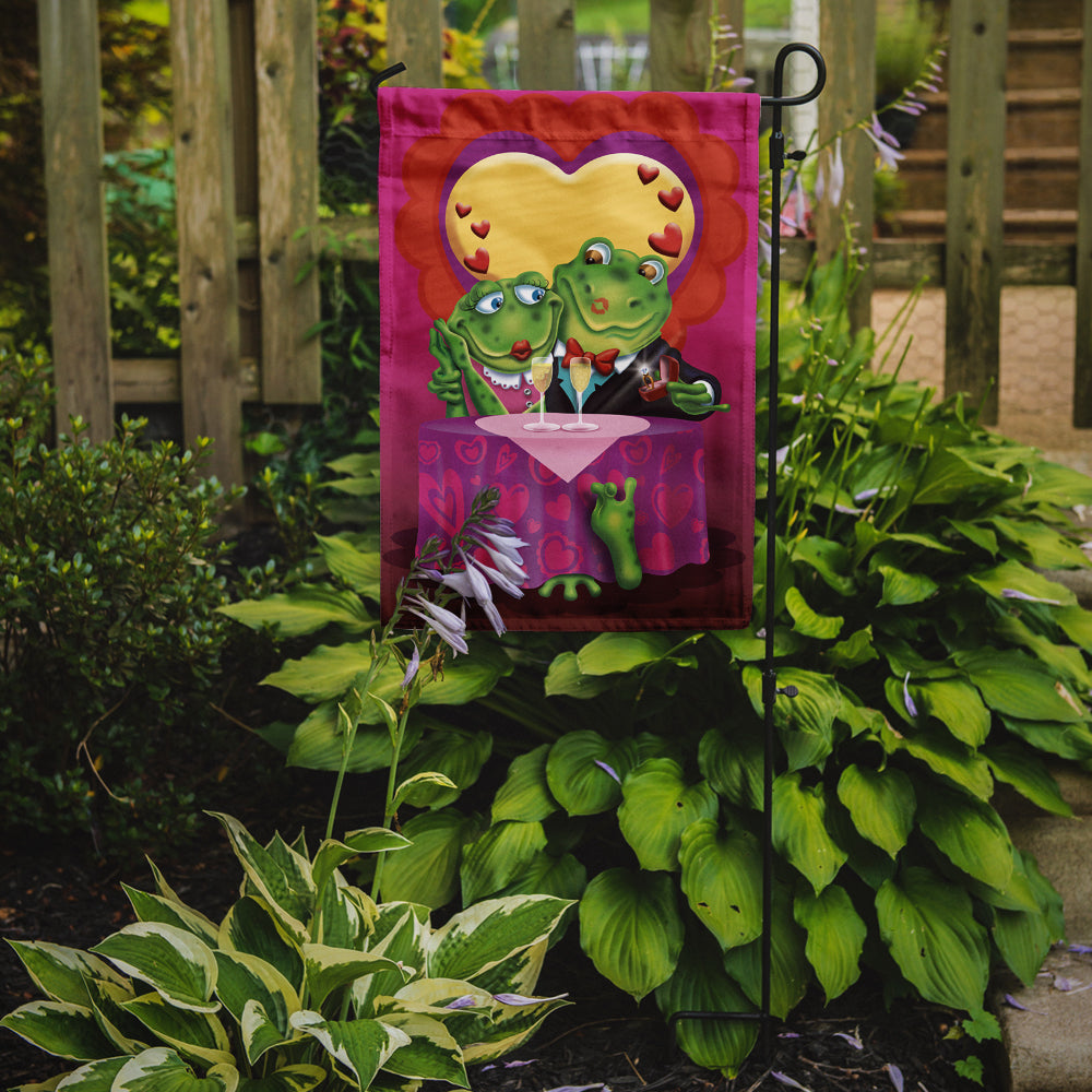 Frog Valentine's Day Date Garden Flag Mailbox Decorative Yard Banner Outside Patio Artwork for Flower Beds, Garden Size, Multicolor