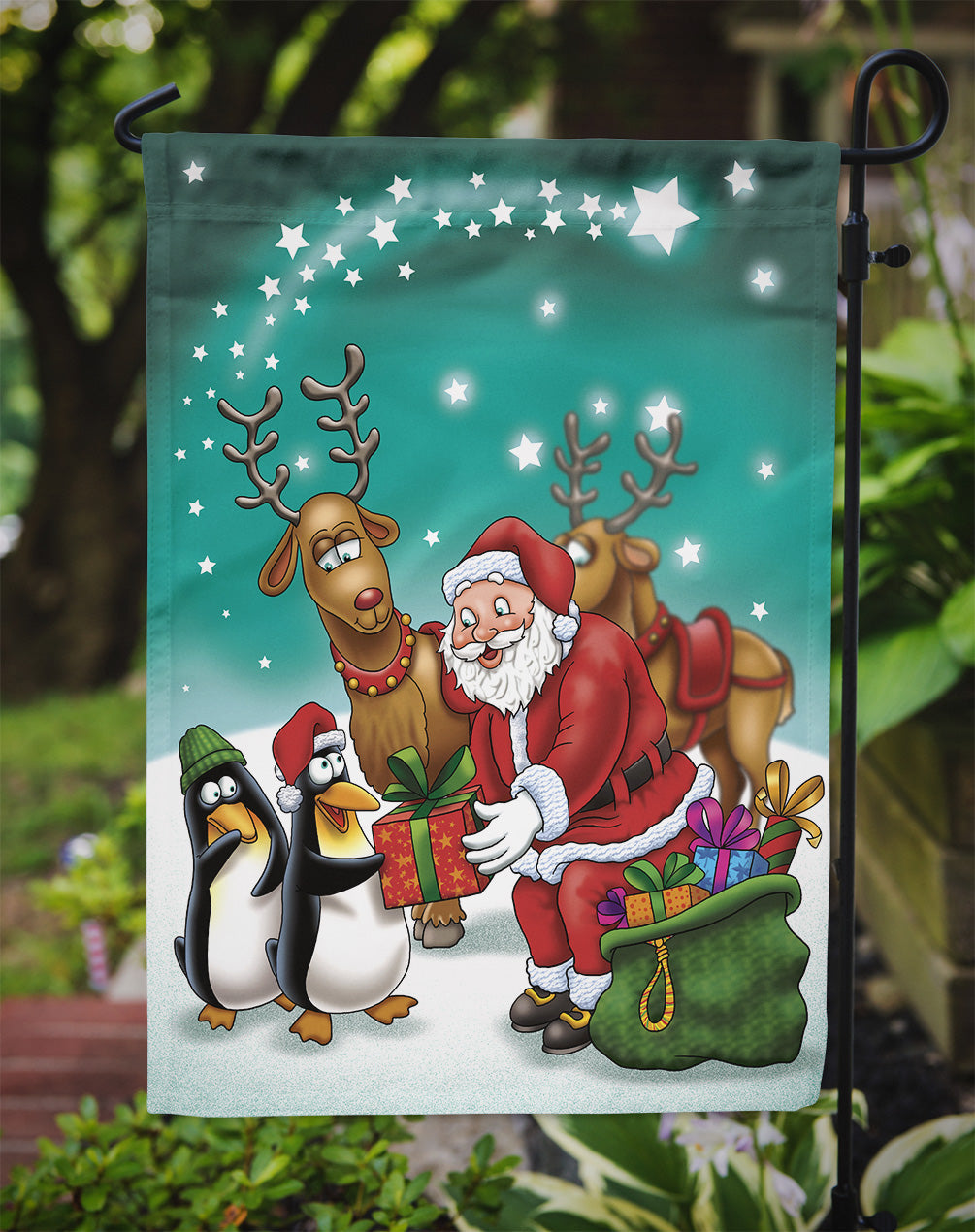 Santa Claus Christmas with the penguins Garden Flag Mailbox Decorative Yard Banner Outside Patio Artwork for Flower Beds, Garden Size, Multicolor