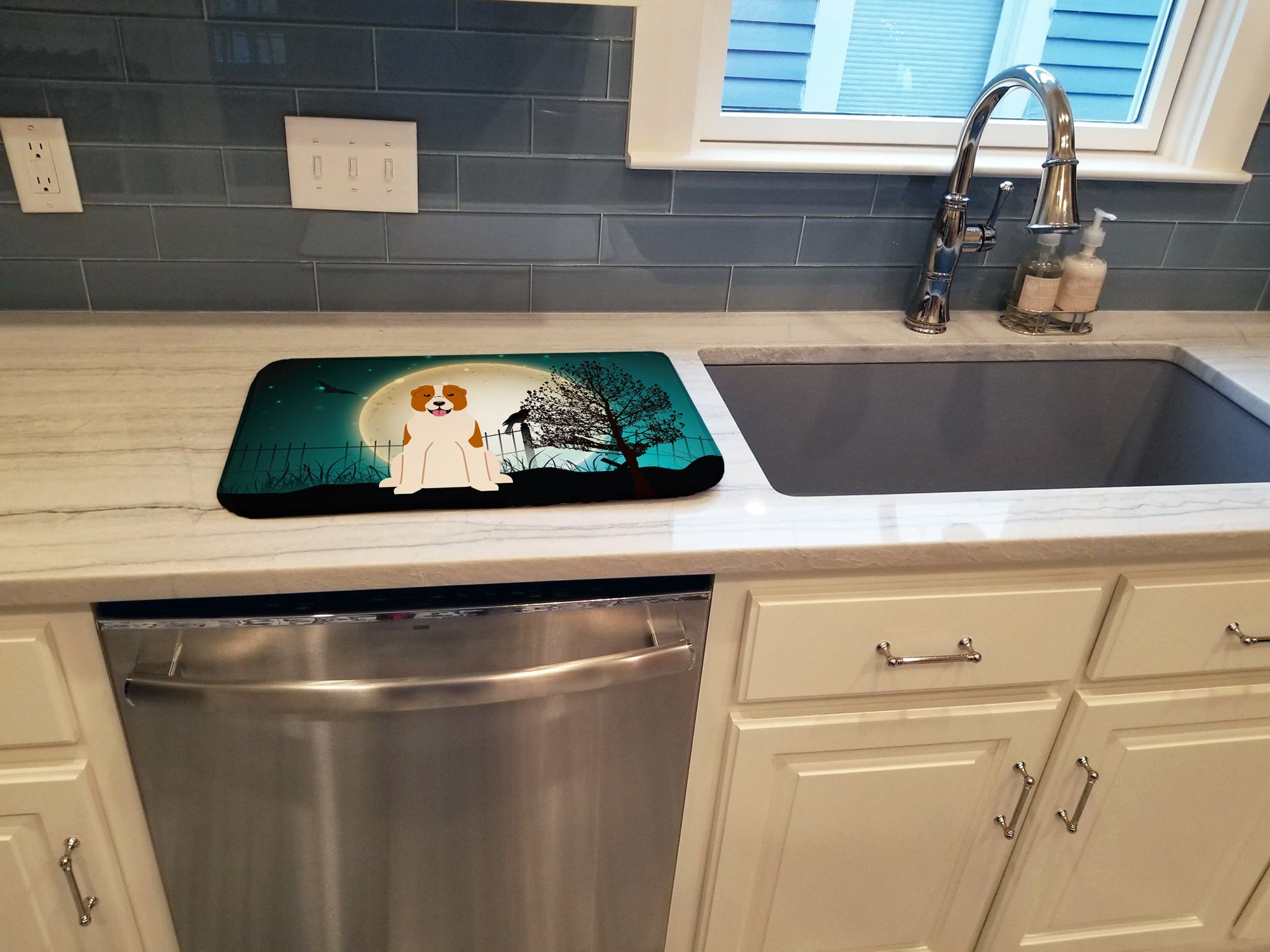 Halloween Scary Central Asian Shepherd Dog Dish Drying Mat Absorbent Dish Drying Mat Pad for Kitchen Counter Dish Drainer Mat for Countertop, 14 x 21", Multicolor