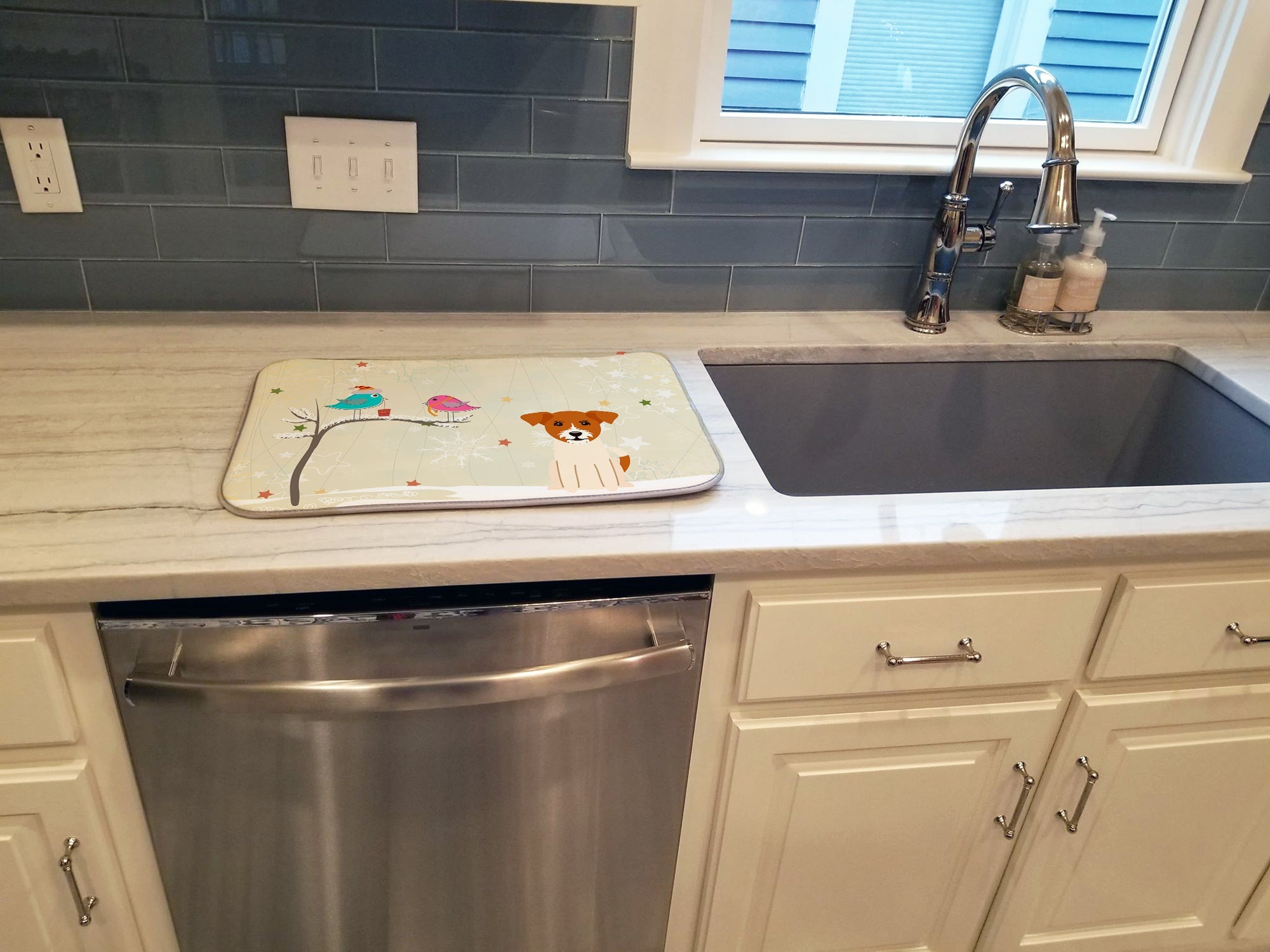 Christmas Presents between Friends Jack Russell Terrier Dish Drying Mat Absorbent Dish Drying Mat Pad for Kitchen Counter Dish Drainer Mat for Countertop, 14 x 21", Multicolor