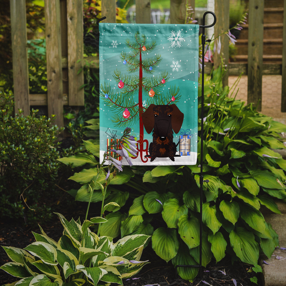 Merry Christmas Tree Wire Haired Dachshund Chocolate Garden Flag Mailbox Decorative Yard Banner Outside Patio Artwork for Flower Beds, Garden Size, Multicolor