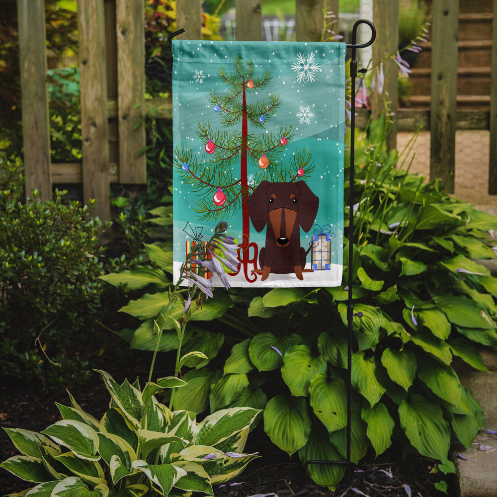 Merry Christmas Tree Dachshund Chocolate Garden Flag Mailbox Decorative Yard Banner Outside Patio Artwork for Flower Beds, Garden Size, Multicolor