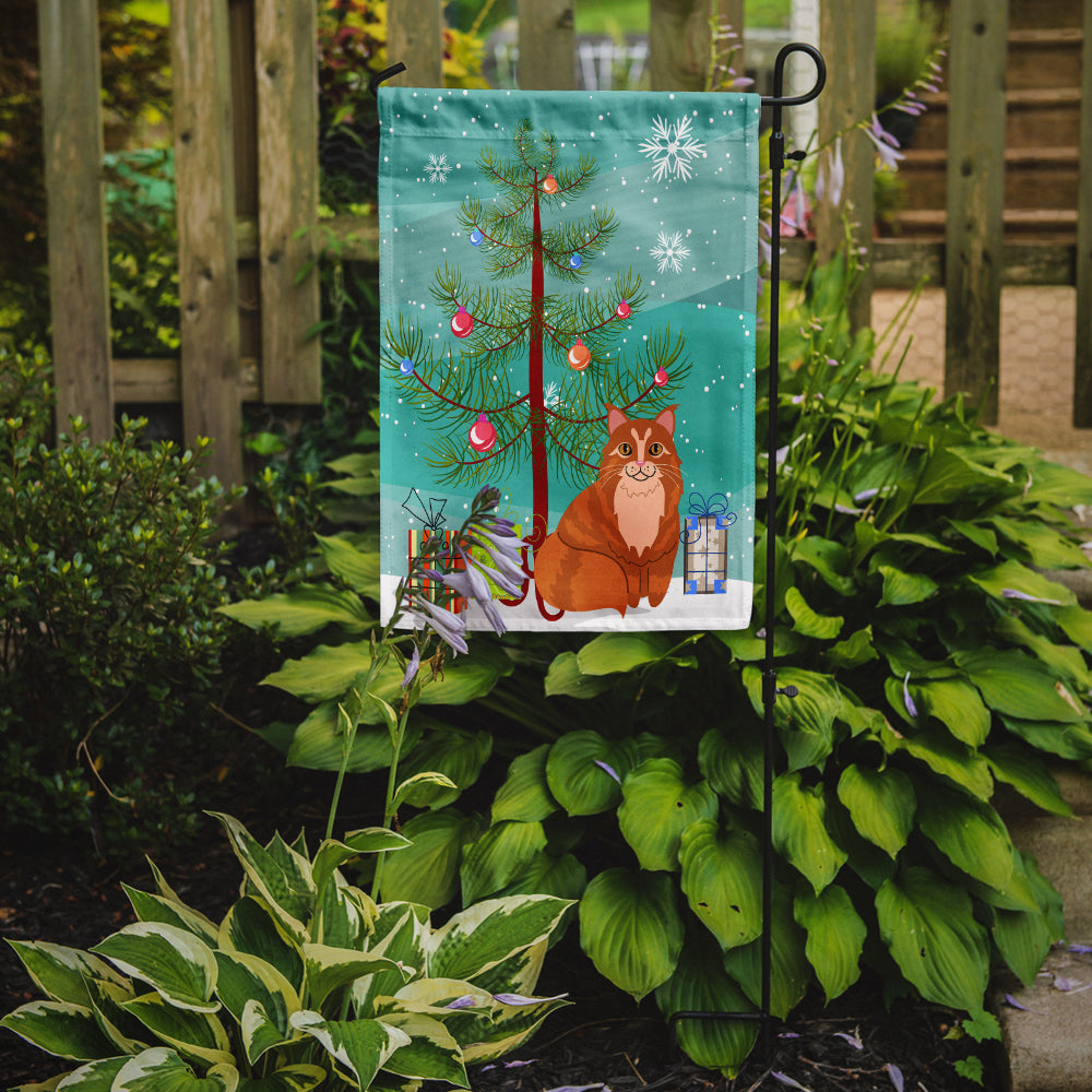 Maine Coon Cat Merry Christmas Tree Garden Flag Mailbox Decorative Yard Banner Outside Patio Artwork for Flower Beds, Garden Size, Multicolor