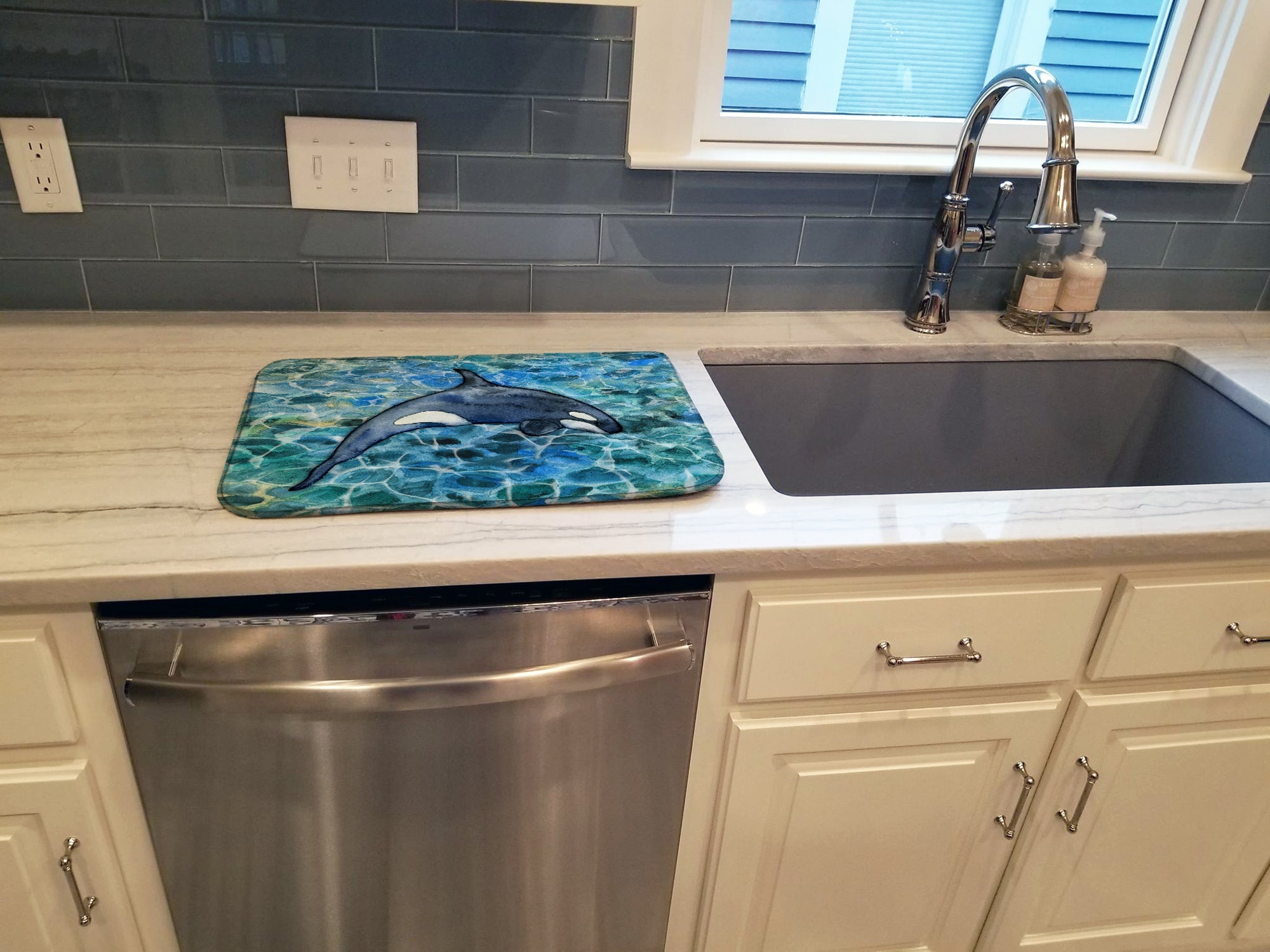 Killer Whale Orca #2 Dish Drying Mat Absorbent Dish Drying Mat Pad for Kitchen Counter Dish Drainer Mat for Countertop, 14 x 21", Multicolor