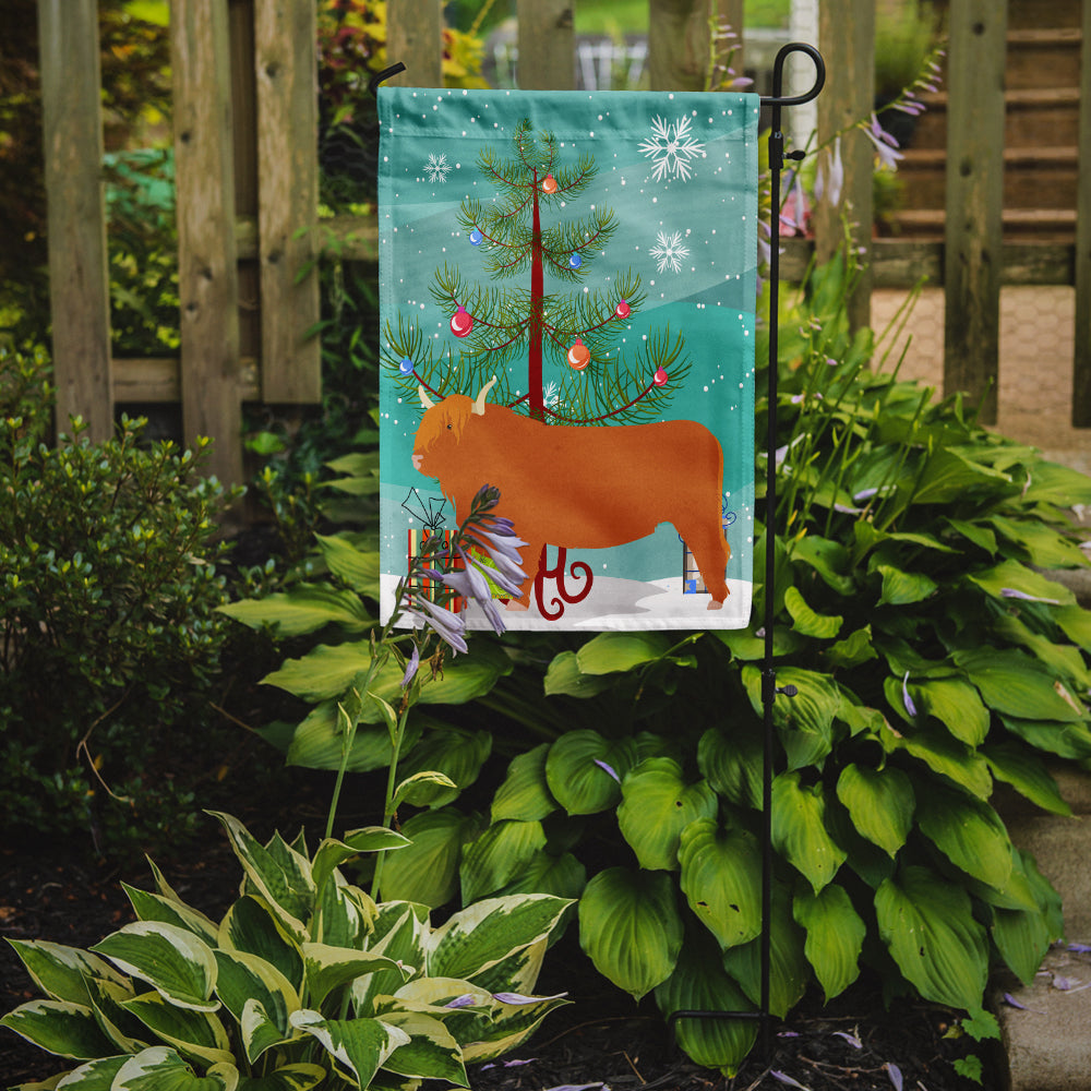 Highland Cow Christmas Garden Flag Mailbox Decorative Yard Banner Outside Patio Artwork for Flower Beds, Garden Size, Multicolor