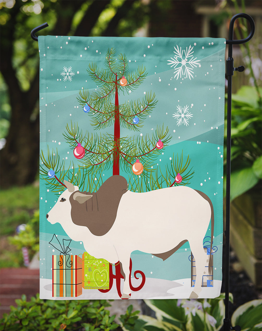 Malvi Cow Christmas Garden Flag Mailbox Decorative Yard Banner Outside Patio Artwork for Flower Beds, Garden Size, Multicolor