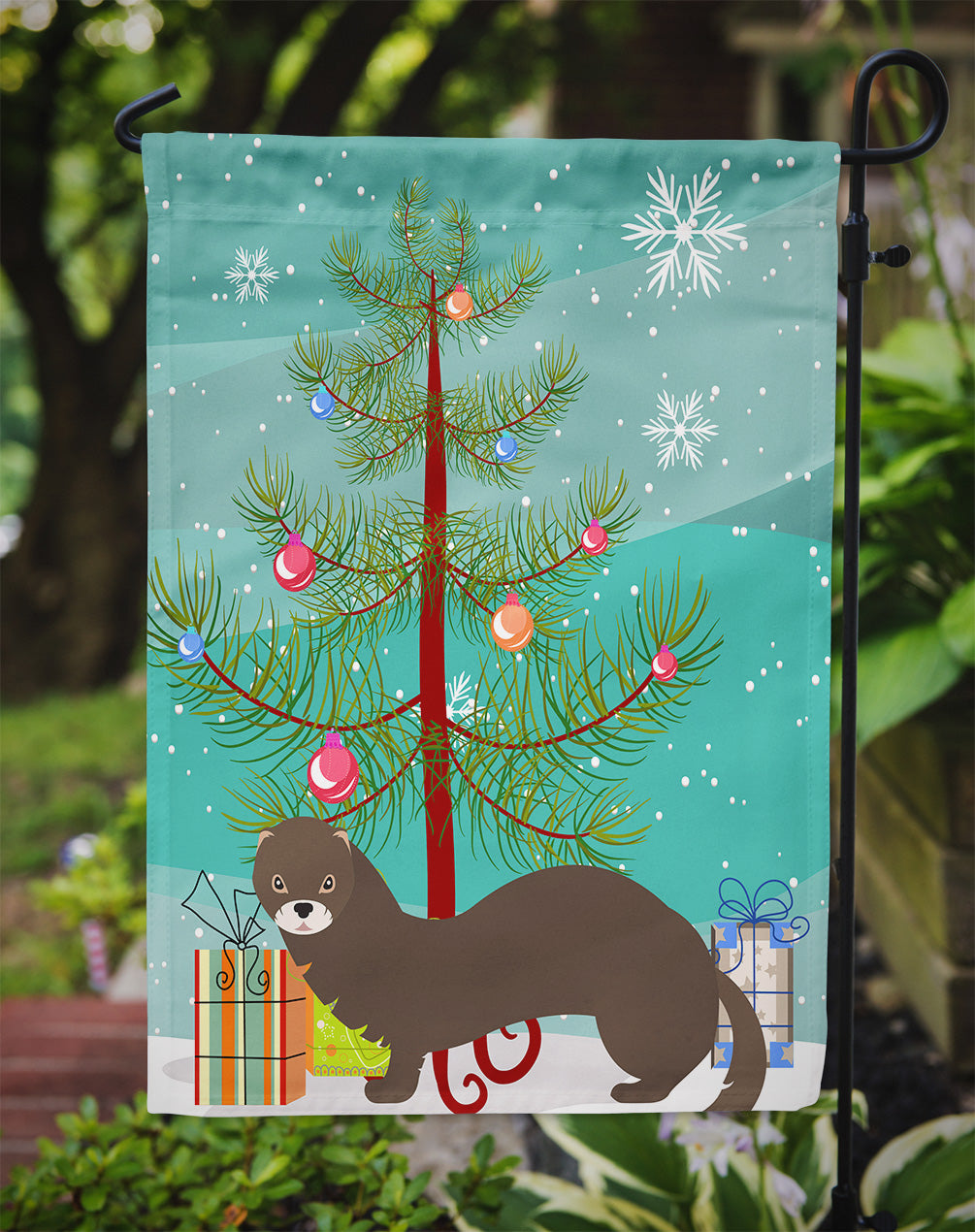 Russian or European Mink Christmas Garden Flag Mailbox Decorative Yard Banner Outside Patio Artwork for Flower Beds, Garden Size, Multicolor