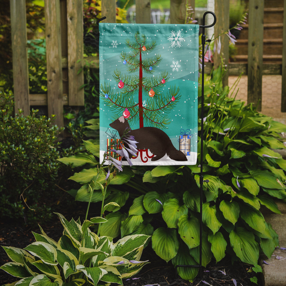 Sable Marten Christmas Garden Flag Mailbox Decorative Yard Banner Outside Patio Artwork for Flower Beds, Garden Size, Multicolor