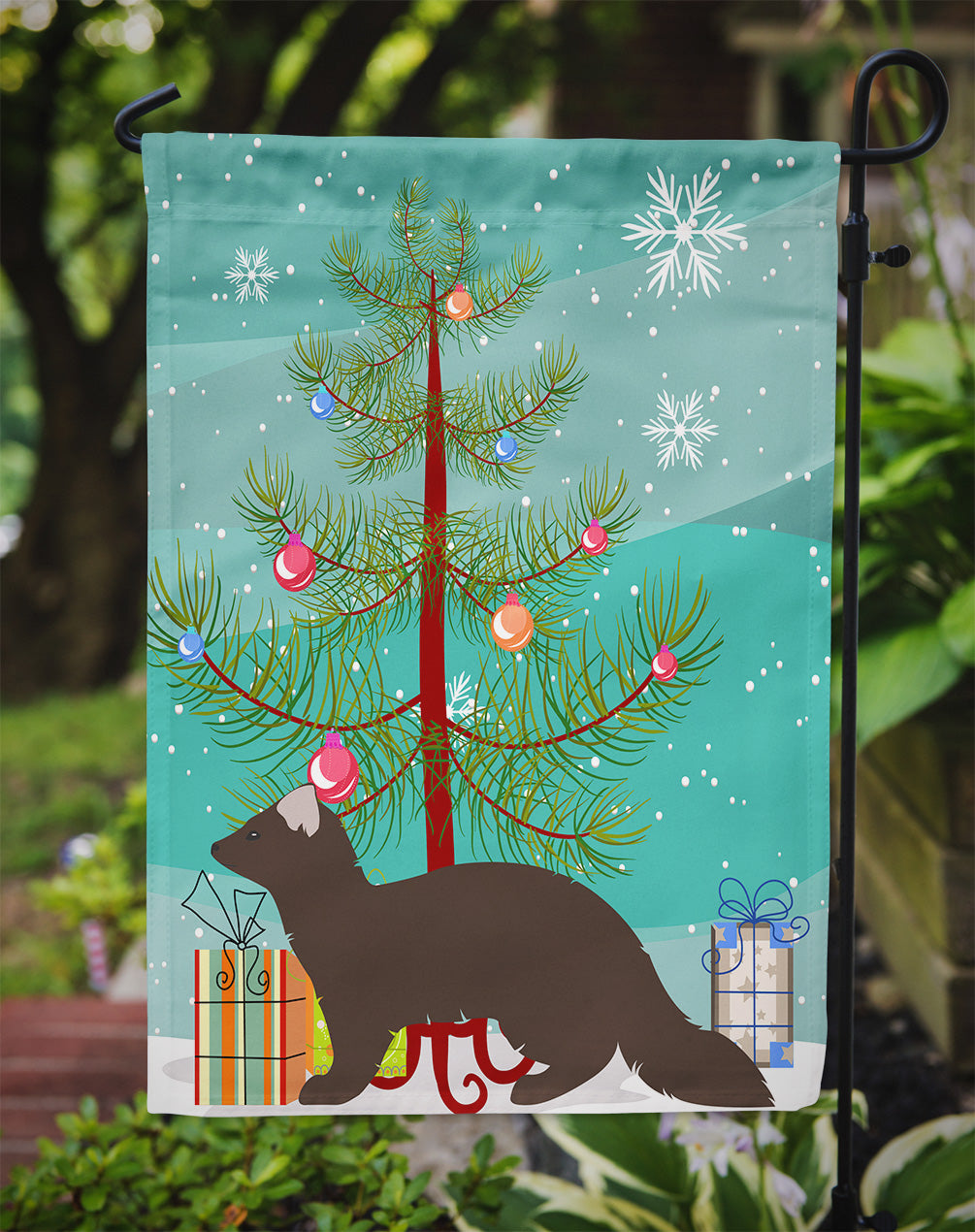 Sable Marten Christmas Garden Flag Mailbox Decorative Yard Banner Outside Patio Artwork for Flower Beds, Garden Size, Multicolor
