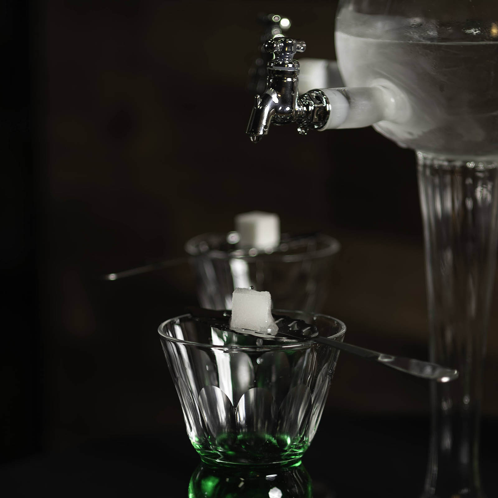 BarConic® Absinthe Fountain - Globe - 4 spout - 34 ounce