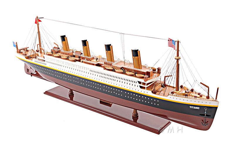 Titanic Painted Large