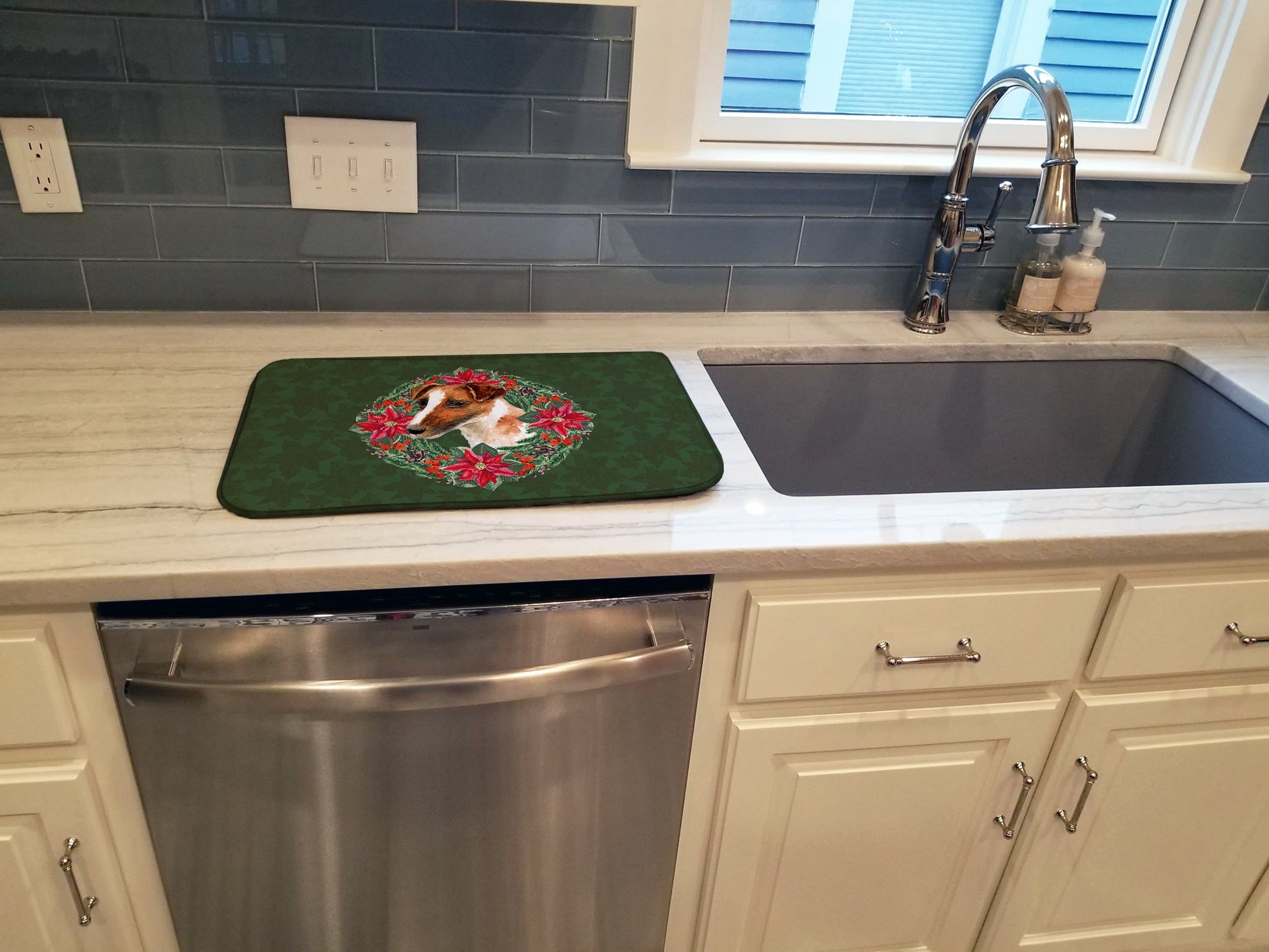 Smooth Fox Terrier Poinsetta Wreath Dish Drying Mat Absorbent Dish Drying Mat Pad for Kitchen Counter Dish Drainer Mat for Countertop, 14 x 21", Multicolor