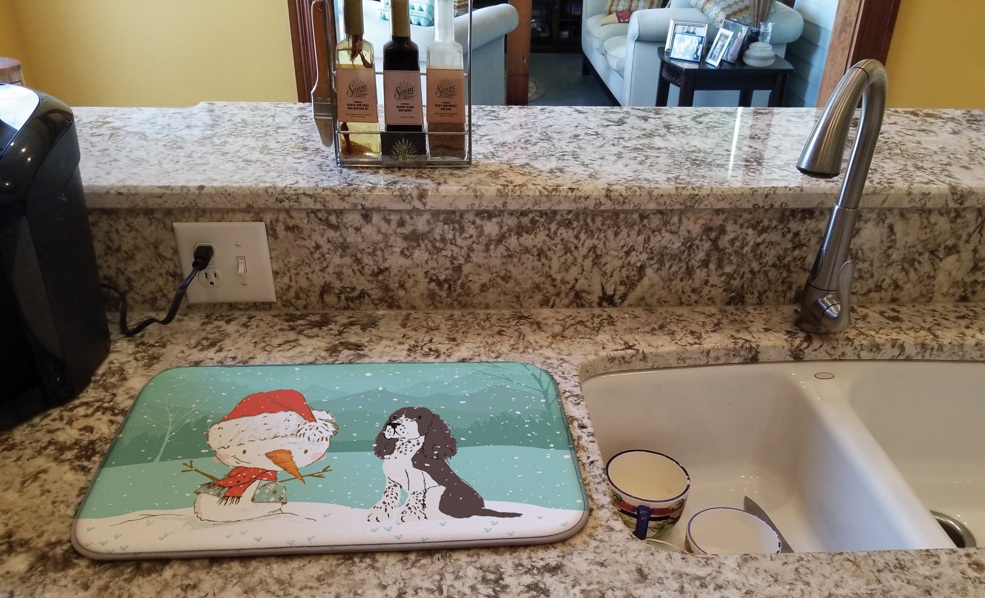 Brown English Springer Spaniel Snowman Christmas Dish Drying Mat Absorbent Dish Drying Mat Pad for Kitchen Counter Dish Drainer Mat for Countertop, 14 x 21", Multicolor