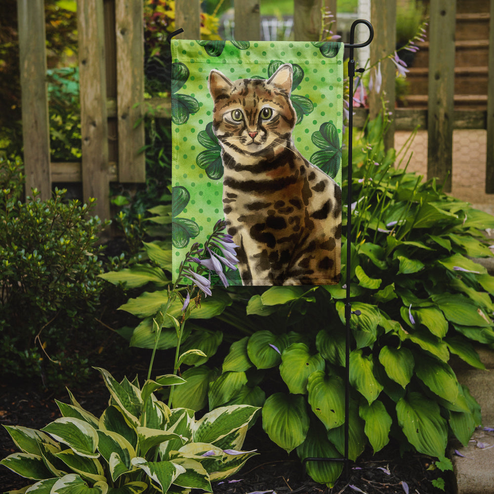 Bengal Shamrock Garden Flag Mailbox Decorative Yard Banner Outside Patio Artwork for Flower Beds, Garden Size, Multicolor